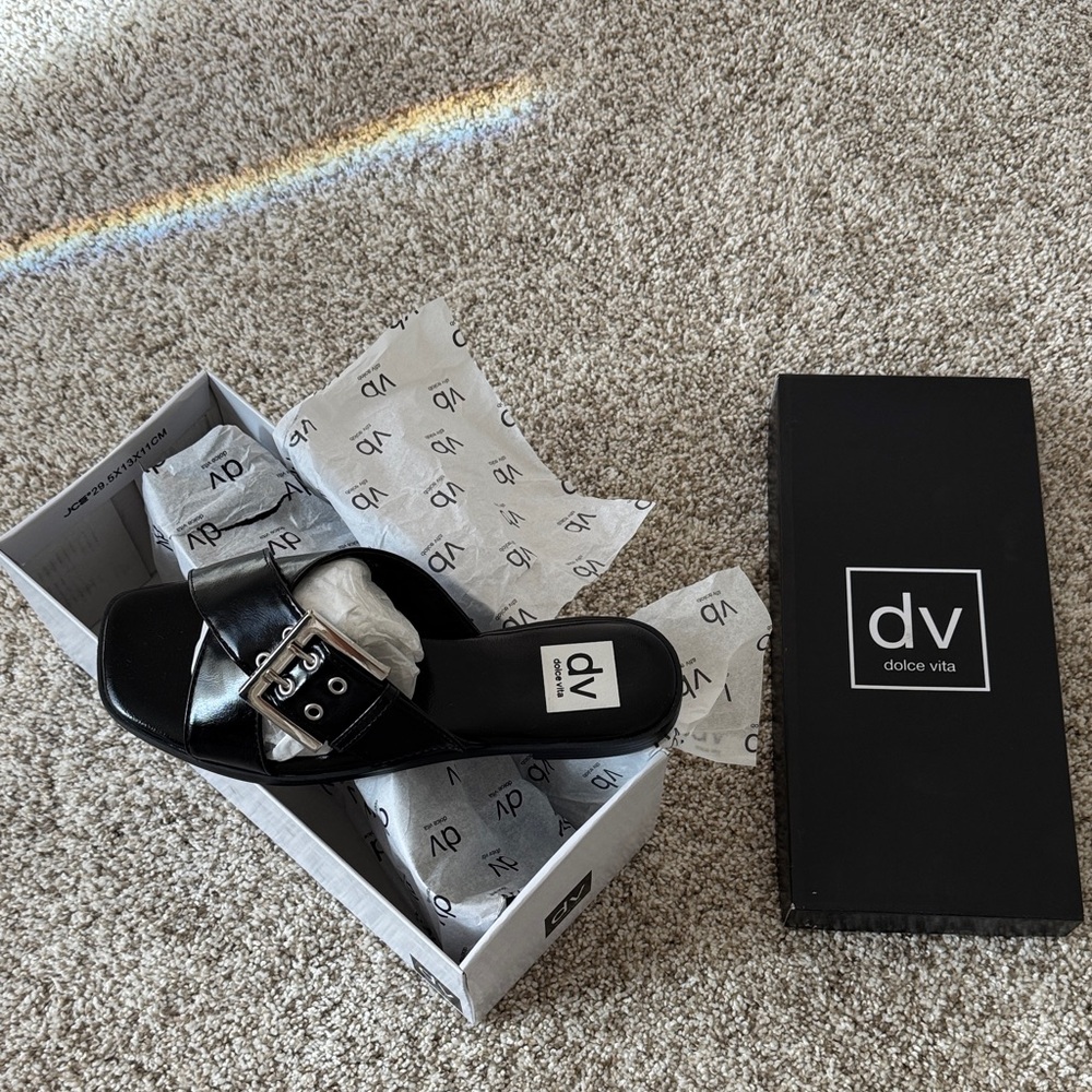 Dolce Vita Mayson Black Slide Sandals